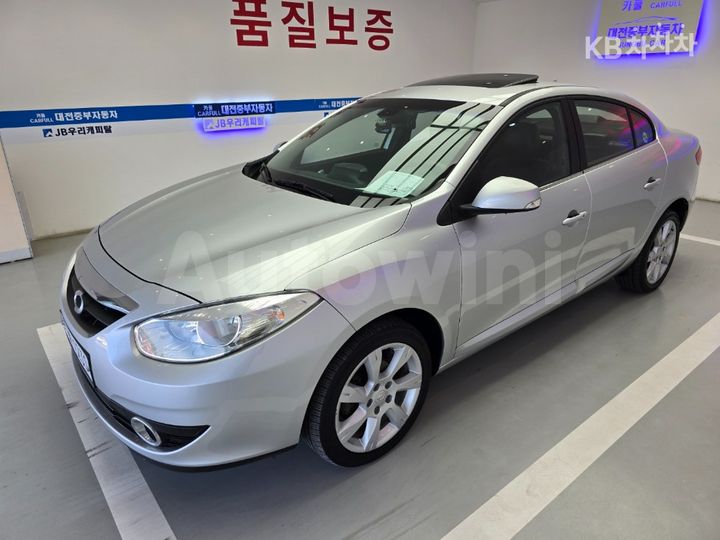 Renault SM3 2011 KNMC4C2HMBP054540 — 2