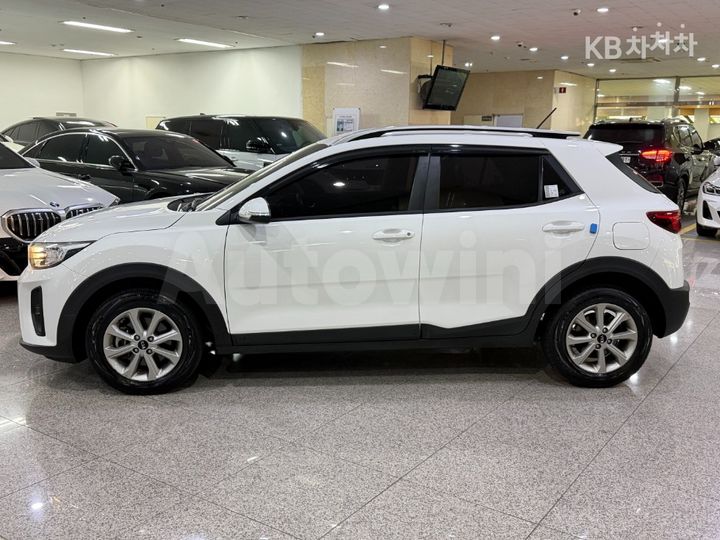 Kia Stonic 2018 KNADB815GJS202051 — 3