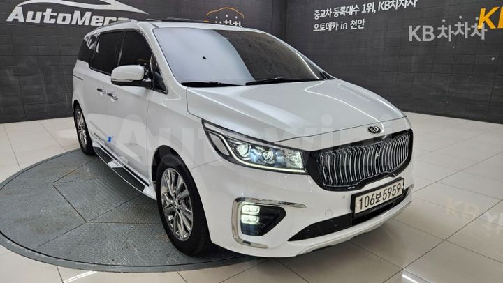 Kia Carnival 2019 KNAME81ABKS535072 — 4