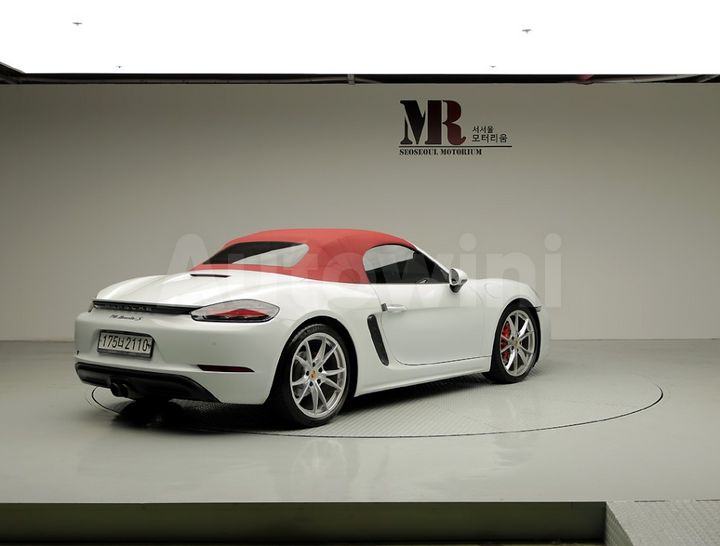 Porsche Boxster 2017 WP0CB2987HS240478 — 3