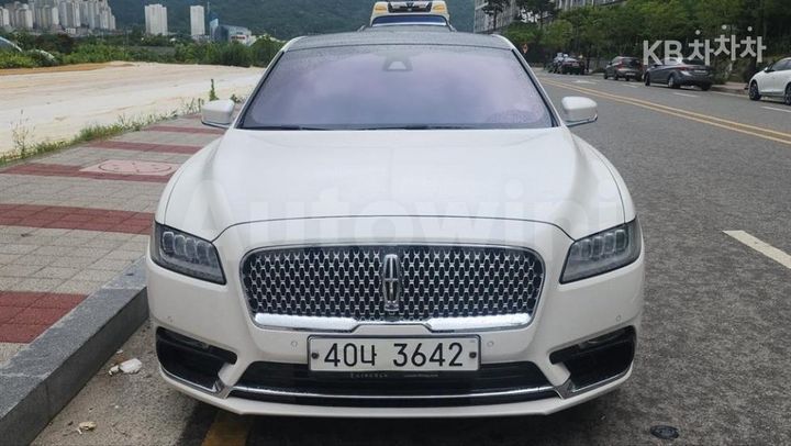 Lincoln Continental
