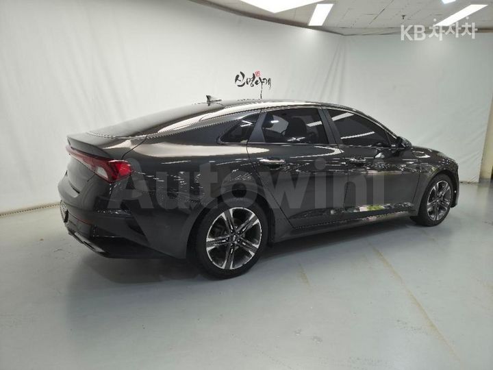 Kia K5 2020 — 3