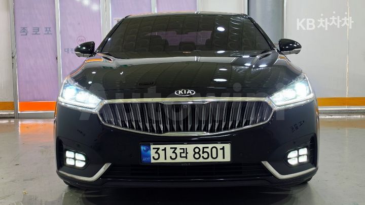 Kia K7 2017 — 2