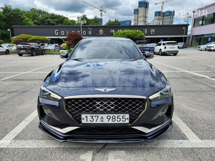 Genesis G70 2019 KMTG541EDKU050440 — 2