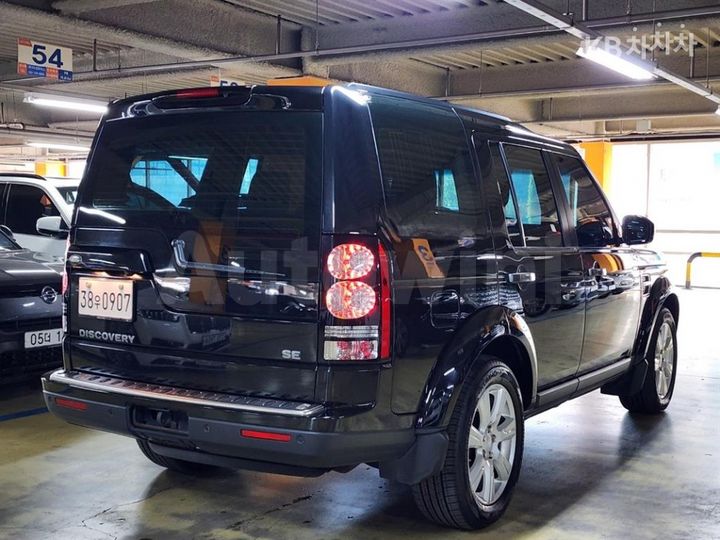 Land Rover Discovery 2016 SALLAAAG6GA795689 — 4