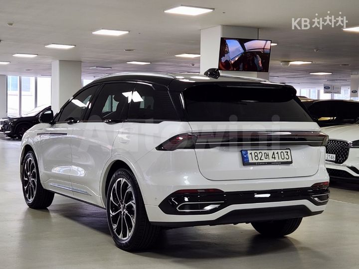 Lincoln Nautilus 2024 — 4