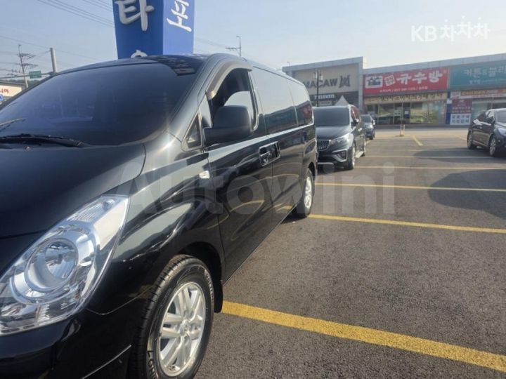 Hyundai Starex 2017 — 5