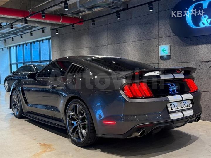 Ford Mustang 2017 — 3
