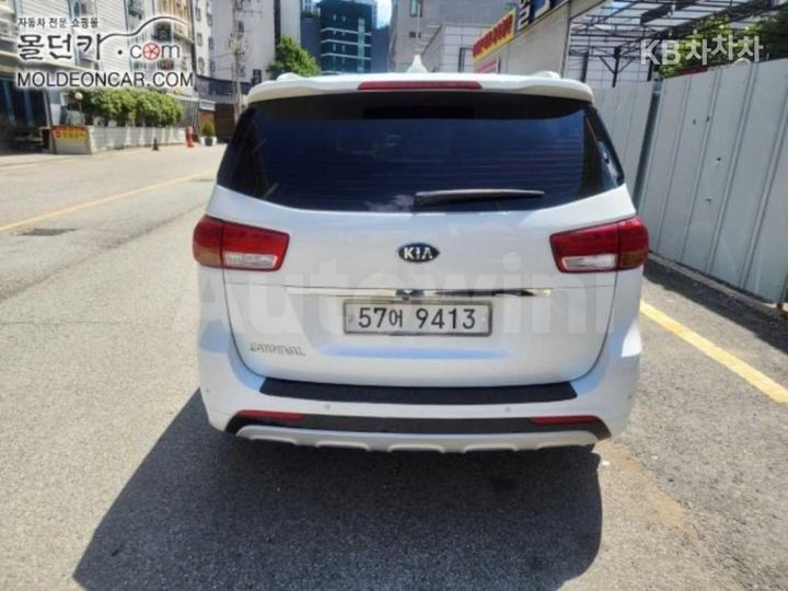 Kia Carnival 2017 — 4