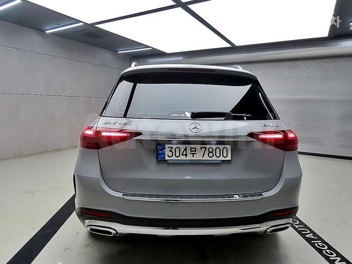 Mercedes Benz GLE Class 2024 — 3