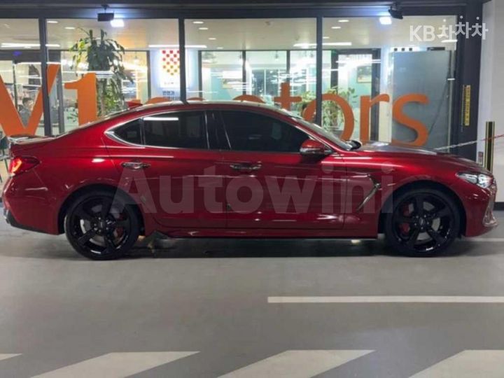 Genesis G70 2019 KMTG541EDKU041513 — 3