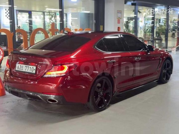 Genesis G70 2019 KMTG541EDKU041513 — 4