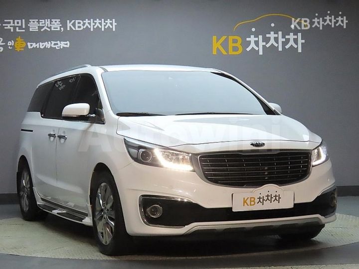 Kia Carnival 2017 KNAME81ABHS333886 — 3
