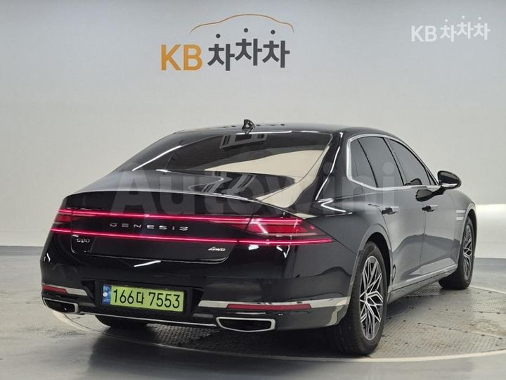 Genesis G90 2022 KMTFA41DDNU012872 — 3