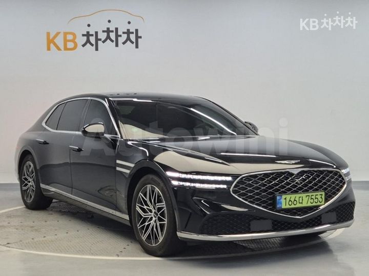 Genesis G90 2022 KMTFA41DDNU012872 — 4