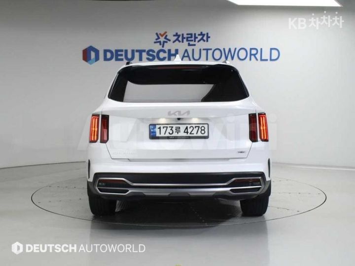 Kia Sorento 2023 — 4