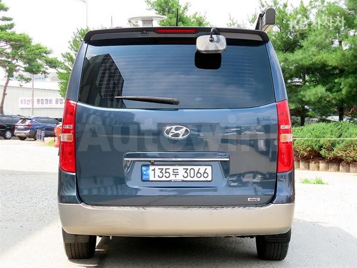 Hyundai Starex 2018 — 4