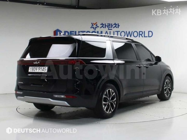 Kia Carnival 2023 KNANB813BPS257650 — 2