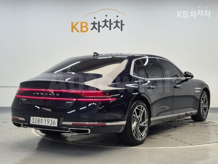 Genesis G90 2025 KMTFA41DDSU045388 — 3