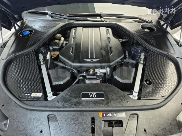 Genesis G90 2025 KMTFA41DDSU045388 — 5