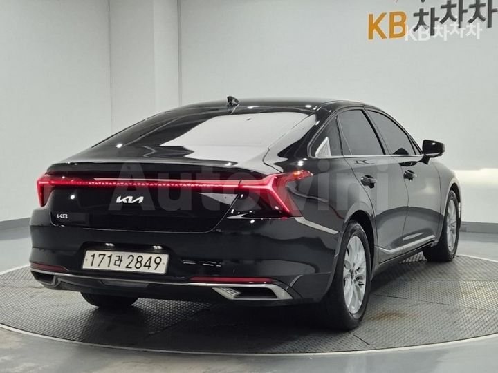 Kia K8 2023 KNAM241BBPA040260 — 3