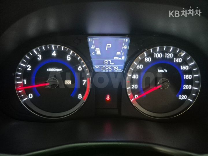 Hyundai Accent 2011 — 5