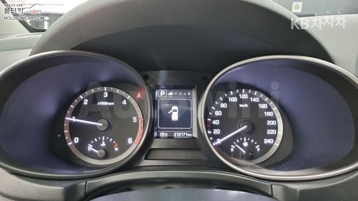 Hyundai SantaFe 2016 — 5