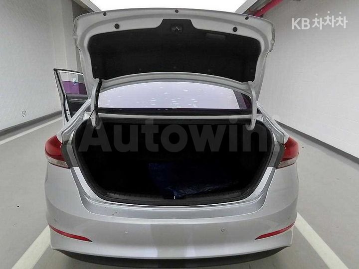 Hyundai Avante 2016 KMHD741DBGU007600 — 5