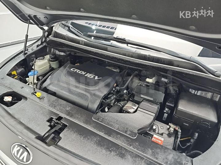 Kia Carnival 2018 KNAME81ABJS426015 — 5