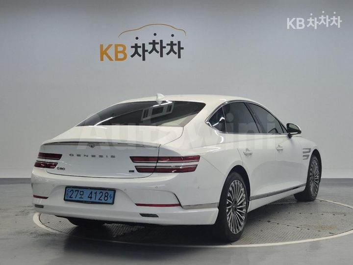 Genesis G80 2022 — 3