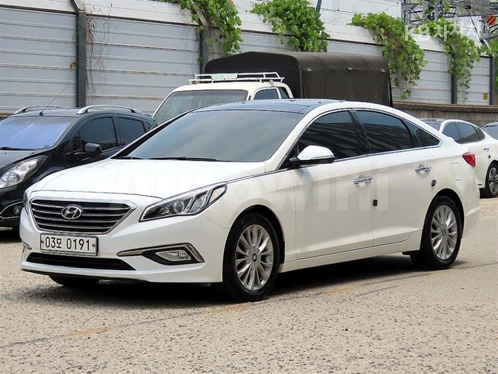 Hyundai Sonata 2017 KMHE241CBHA286136 — 2