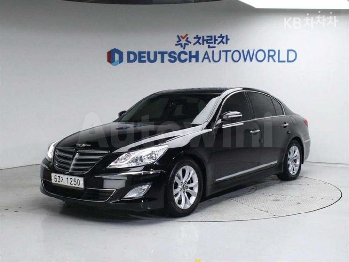 Hyundai Genesis 2013 KMHGA41BBDU232618 — 2