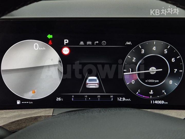 Kia K8 2022 KNAM241BBNA031492 — 5