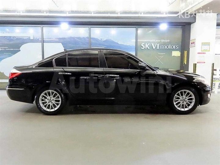 Hyundai Genesis 2011 KMHGA41ABBU127226 — 3