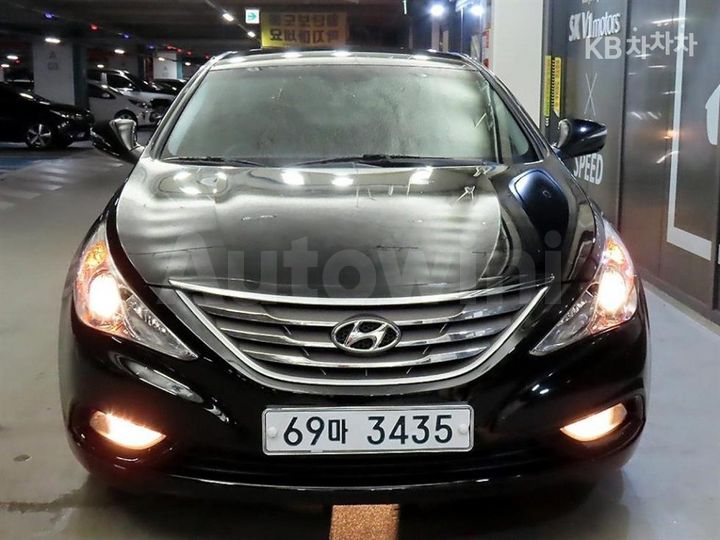 Hyundai Sonata 2012 — 2