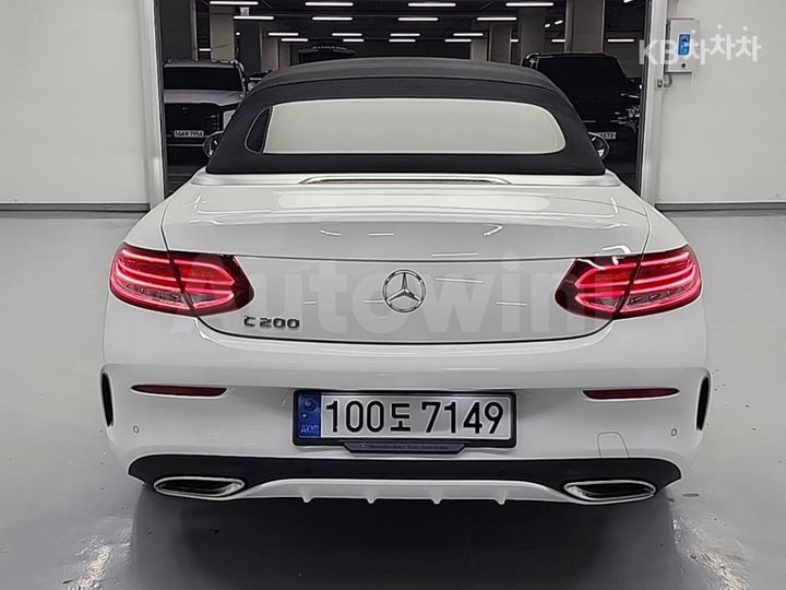 Mercedes-Benz C Class 2017 WDDWK4CB8HF586678 — 3