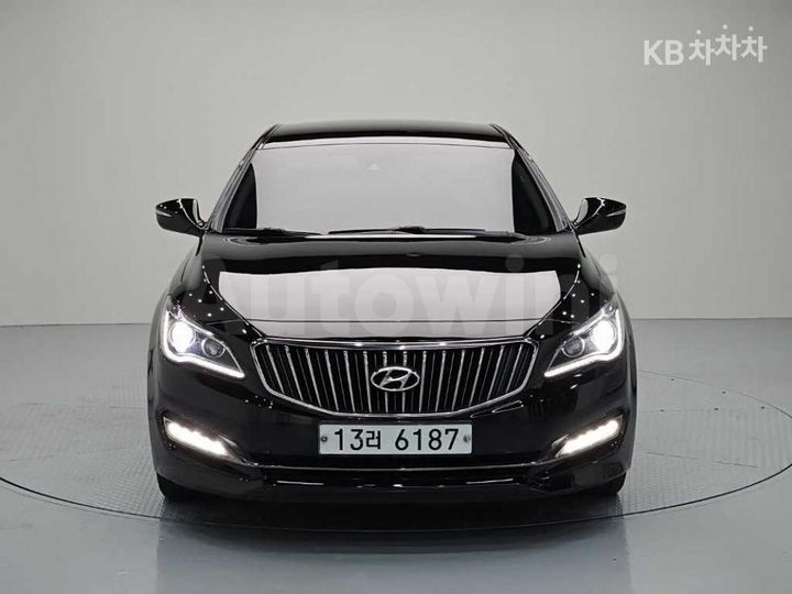 Hyundai Aslan
