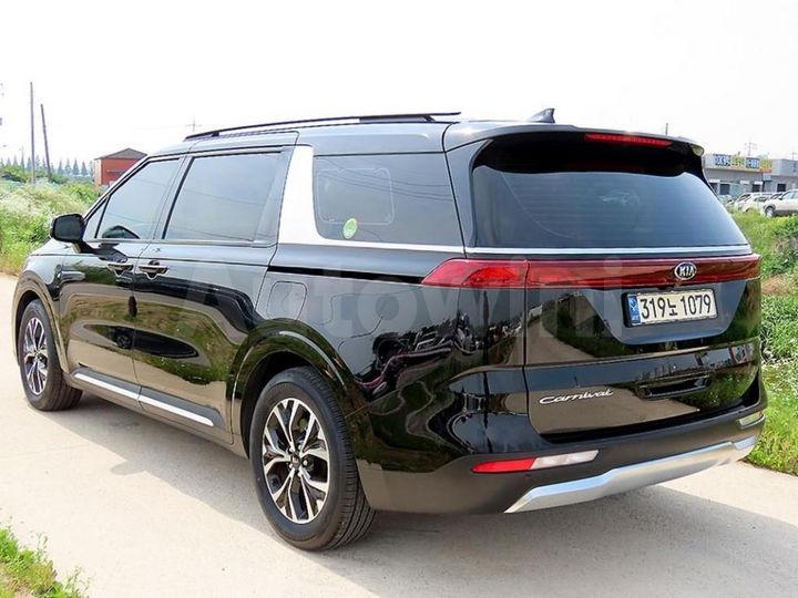 Kia Carnival 2021 KNANC81BBMS036118 — 3