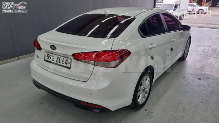 Kia K3 2017 — 2