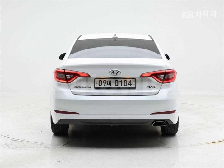 Hyundai Sonata 2017 KMHE241CBHA287635 — 5