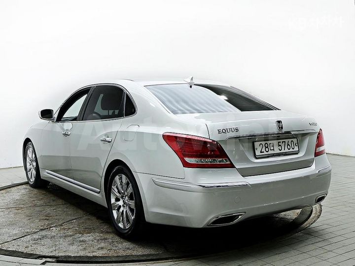 Hyundai Equus 2010 KMHGF41EBAU020443 — 4