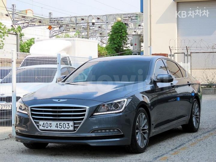 Hyundai Genesis 2015 KMHGL41DBFU042771 — 2