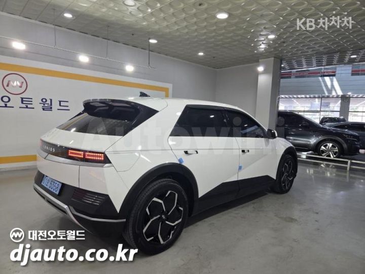 Hyundai Ioniq5 2022 — 4