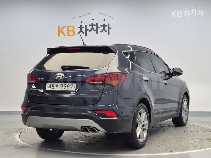 Hyundai SantaFe 2016 — 3