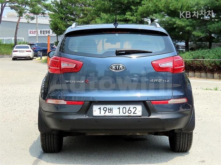 Kia Sportage 2011 — 4