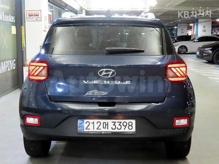 Hyundai Venue 2024 — 5