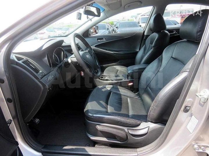 Hyundai Sonata 2013 KMHEC41LBDA482484 — 5