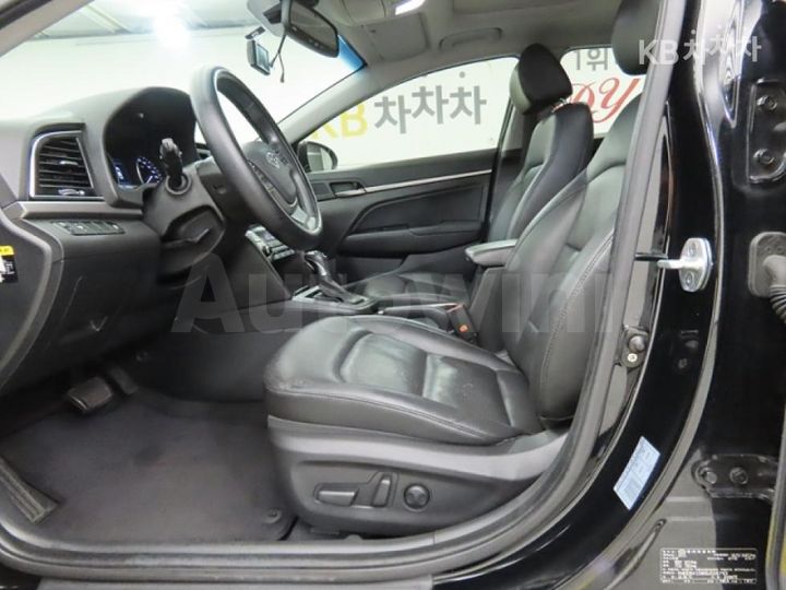 Hyundai Avante 2016 KMHD841DBGU026793 — 5
