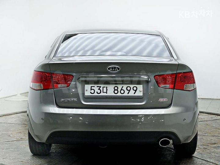 Kia Forte 2013 KNAFU415BDA646664 — 3