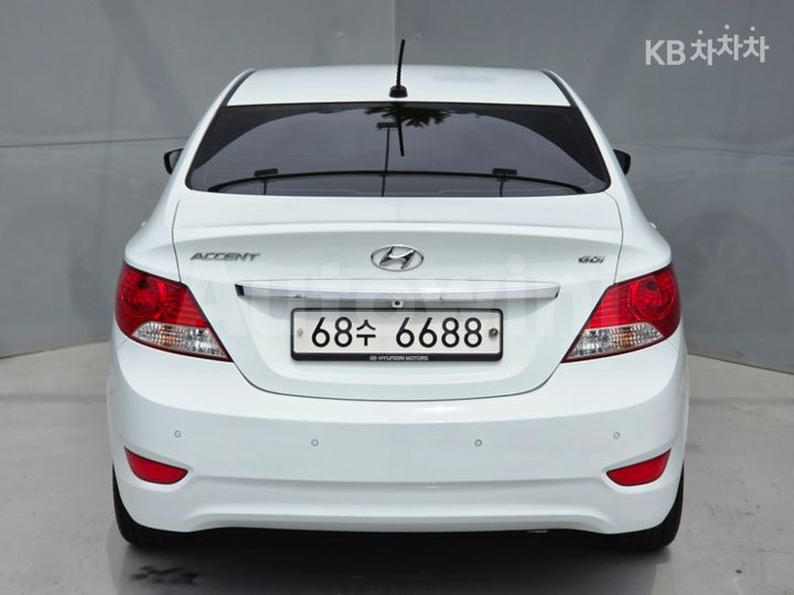 Hyundai Accent 2014 KMHCU41EBEU519060 — 2